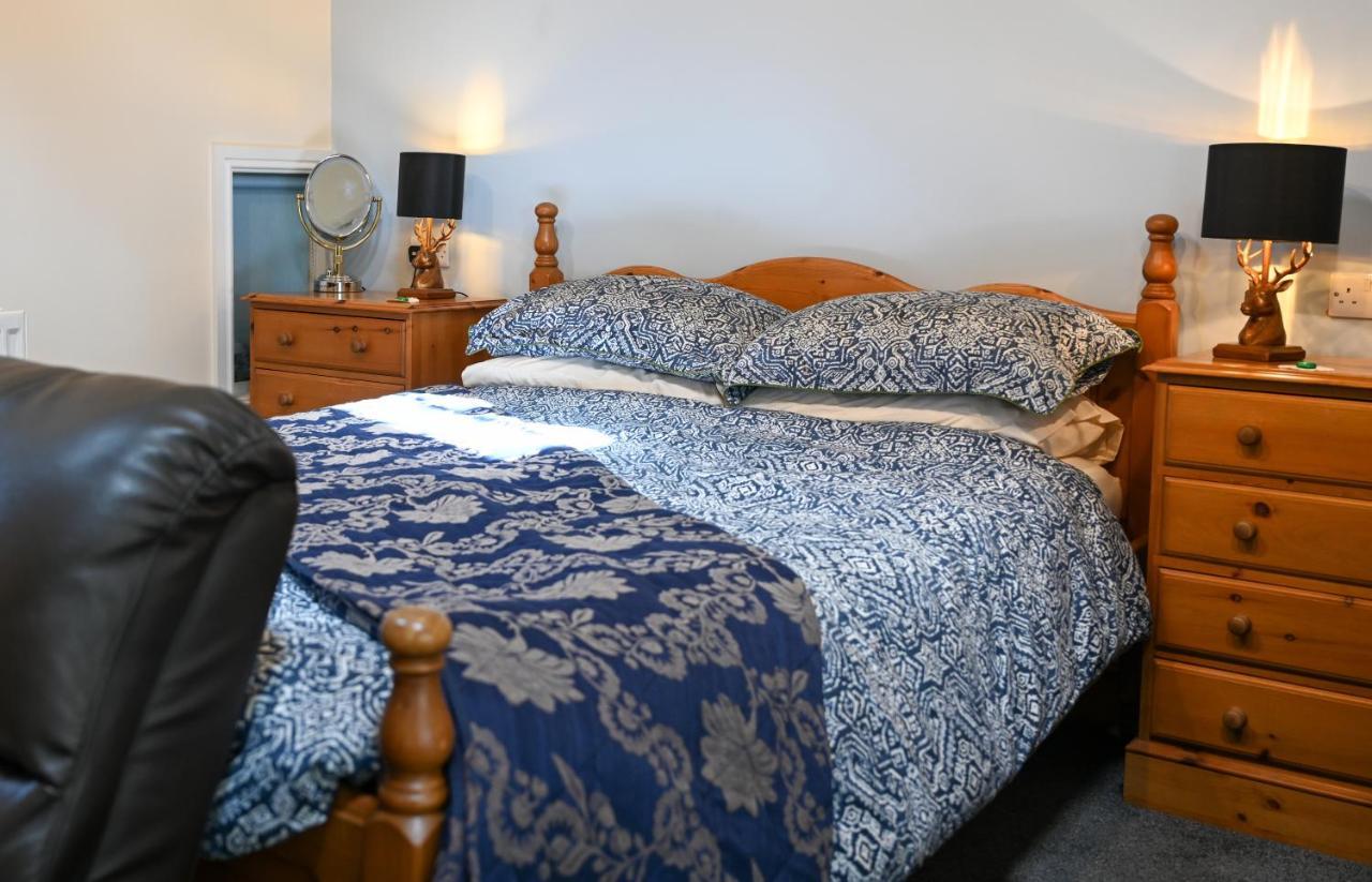 Wydon Farm Bed And Breakfast Холтуисъл Стая снимка